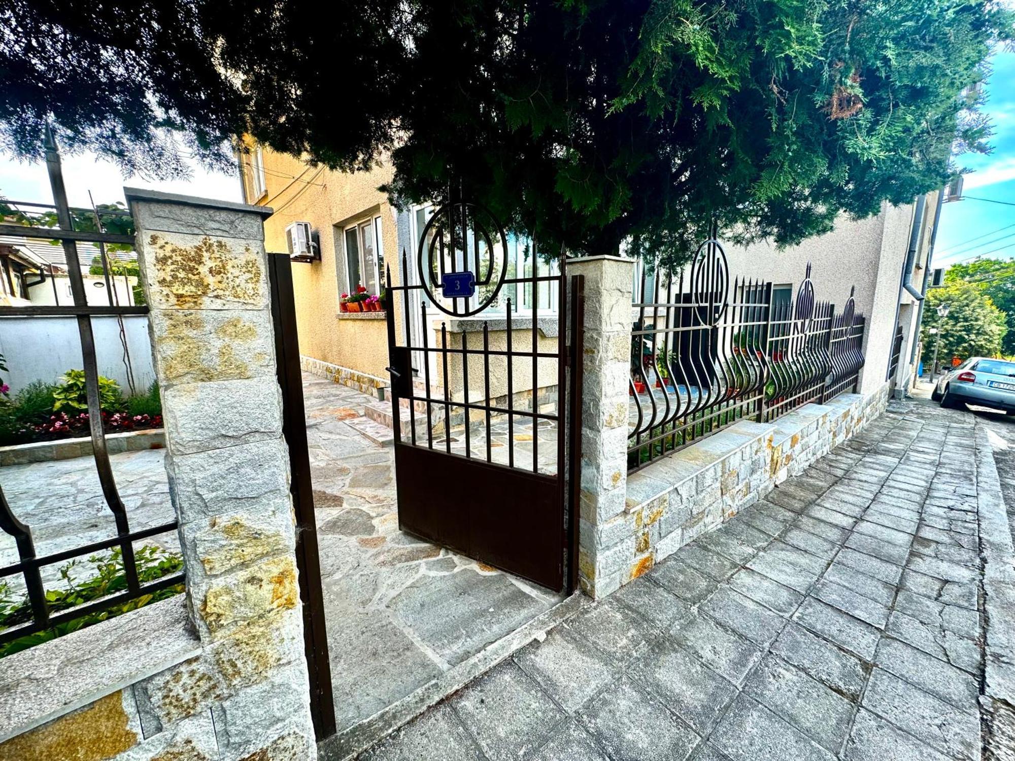 Single Apartment Elit Chernomorets Buitenkant foto