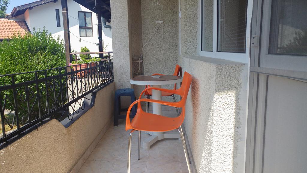 Single Apartment Elit Chernomorets Buitenkant foto